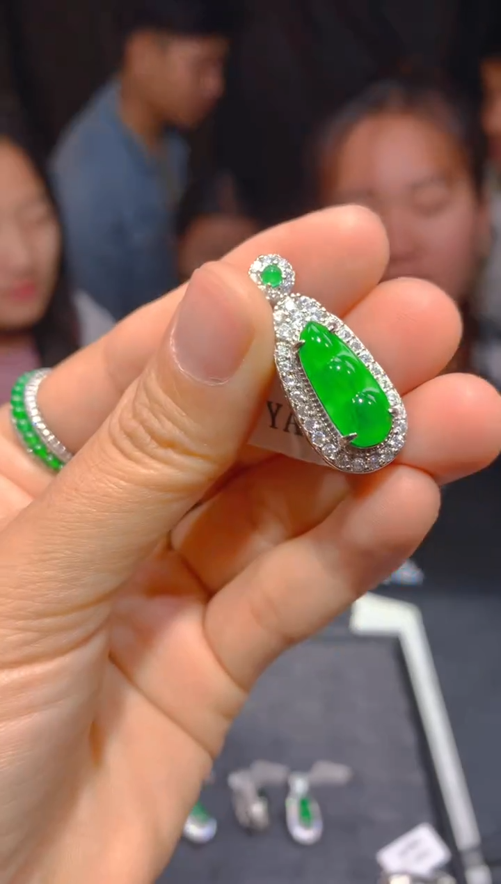 【闪购商品】定制翡翠未镶嵌43多样性发货（发其一）