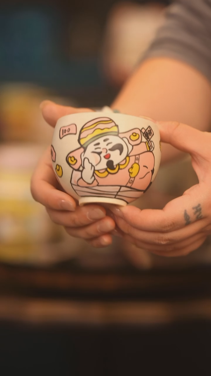 【闪购商品】摆件景德镇釉下彩绘设计师款式陶瓷