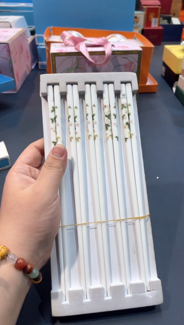 【闪购商品】碗C642-H430全场正品，京东包邮