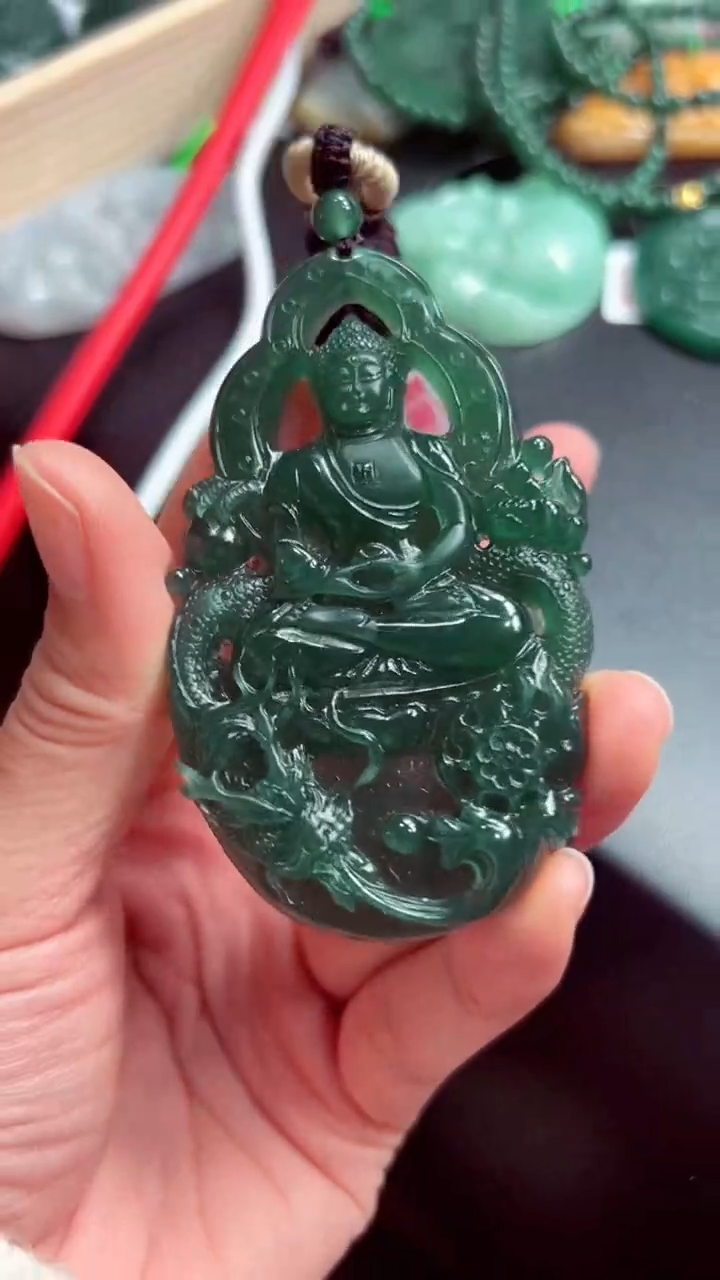 吊坠(不含链)未镶嵌翡翠天然翡翠