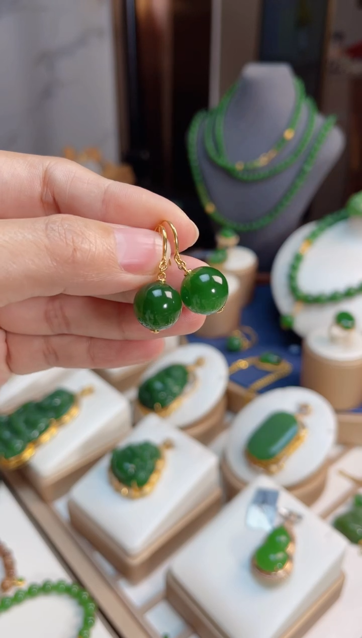 【闪购商品】和田玉耳坠18K金镶嵌12-13mm