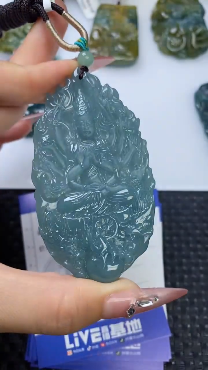 【闪购商品】翡翠颈饰未镶嵌11111111111111111