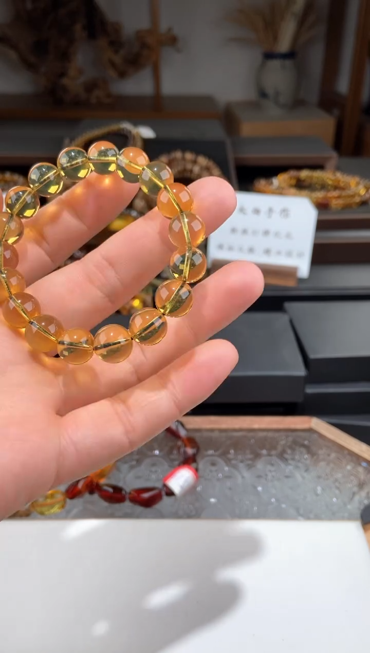 【闪购商品】琥珀手链未镶嵌10+蓝珀手串