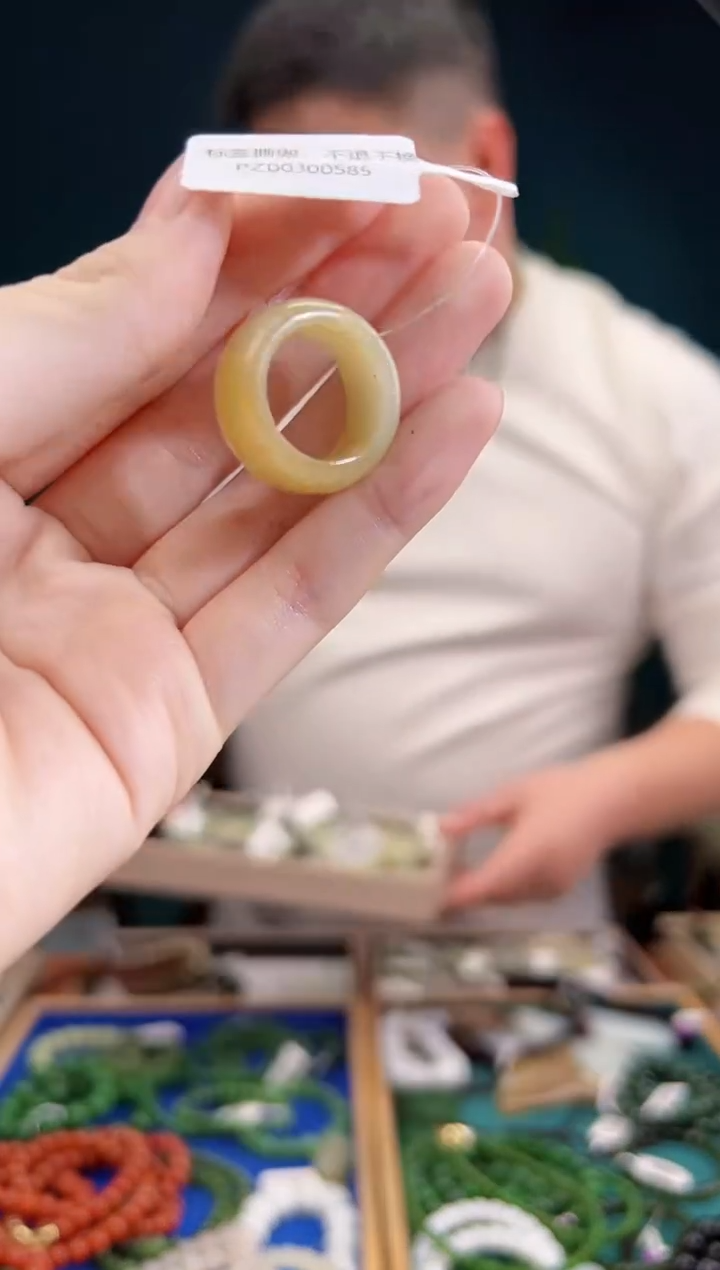 颈饰未镶嵌和田玉 多样性发货 拍一单发一个16