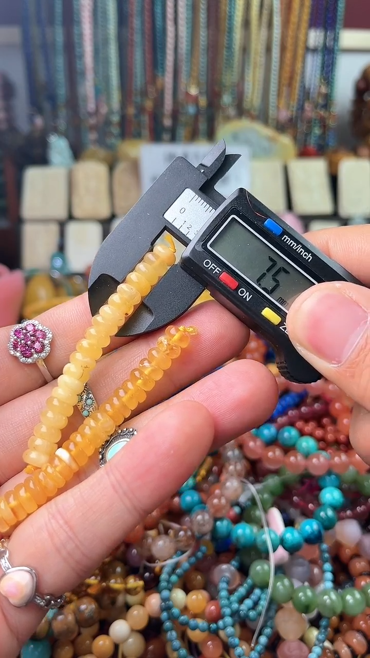 【闪购商品】琥珀裸石未镶嵌卡(多样性发货只发一件)0001215