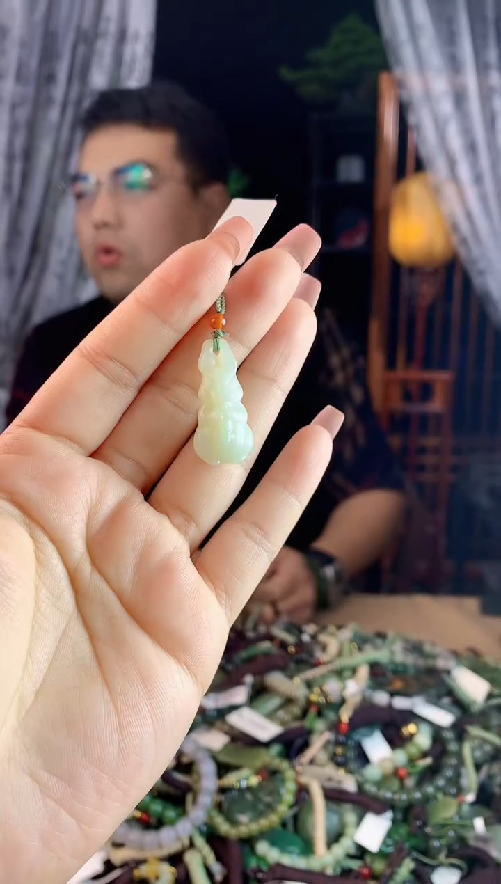 【闪购商品】和田玉挂件未镶嵌多样性发货拍一发一