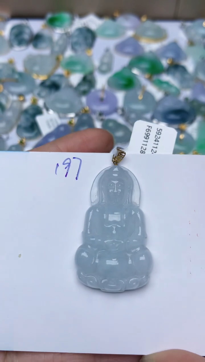 【闪购商品】翡翠颈饰18K金镶嵌天然翡翠A货  
