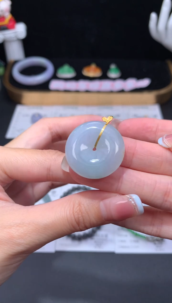 18K金镶嵌定制翡翠48小时鉴赏期 退货不扣服务费