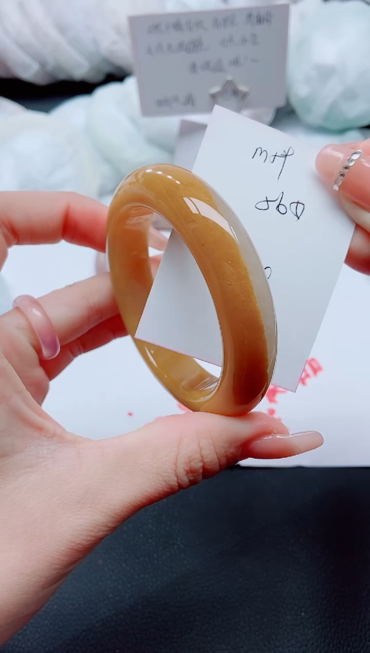 【闪购商品】石英质玉手镯未镶嵌M59-56/57