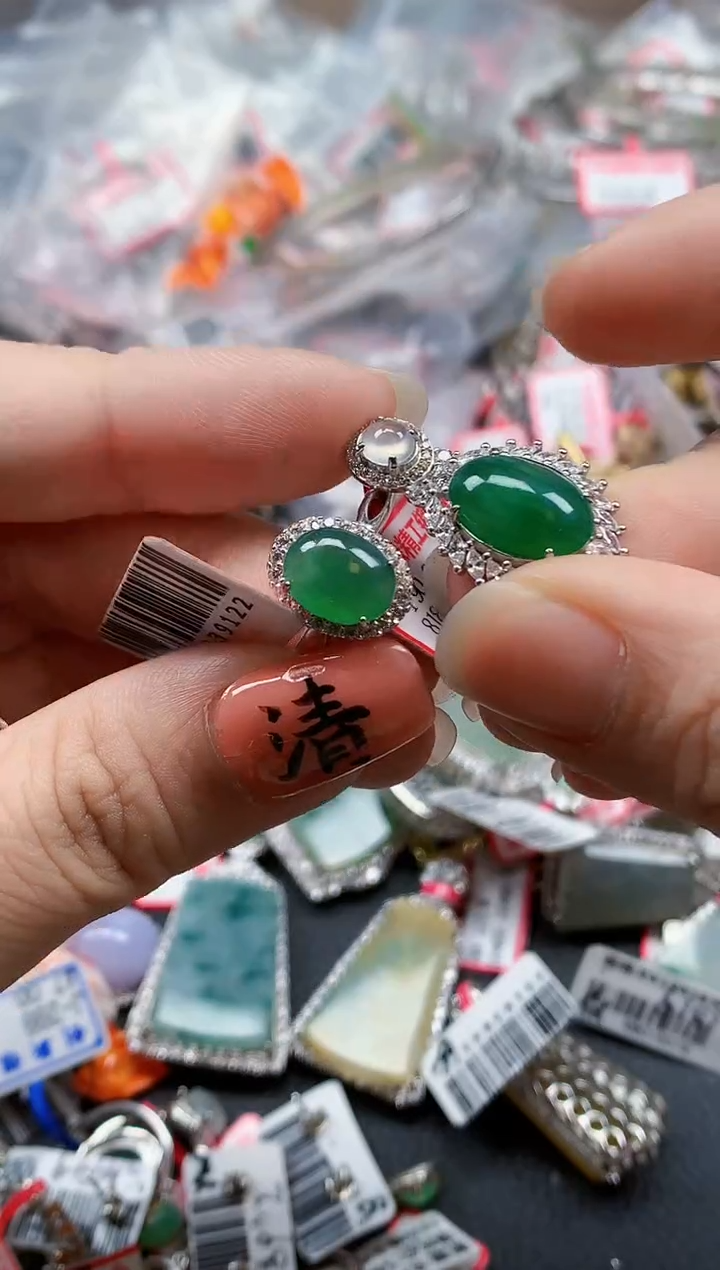 银S925镶嵌戒指翡翠天然A货缅甸翡翠