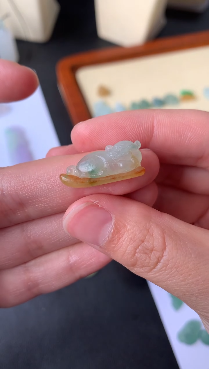 【闪购商品】定制翡翠未镶嵌翡翠