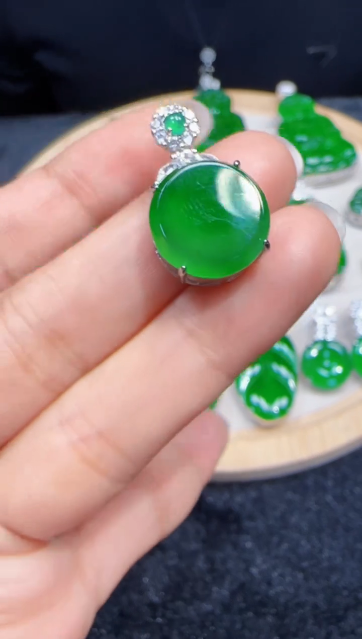 未镶嵌定制翡翠翡翠吊坠21