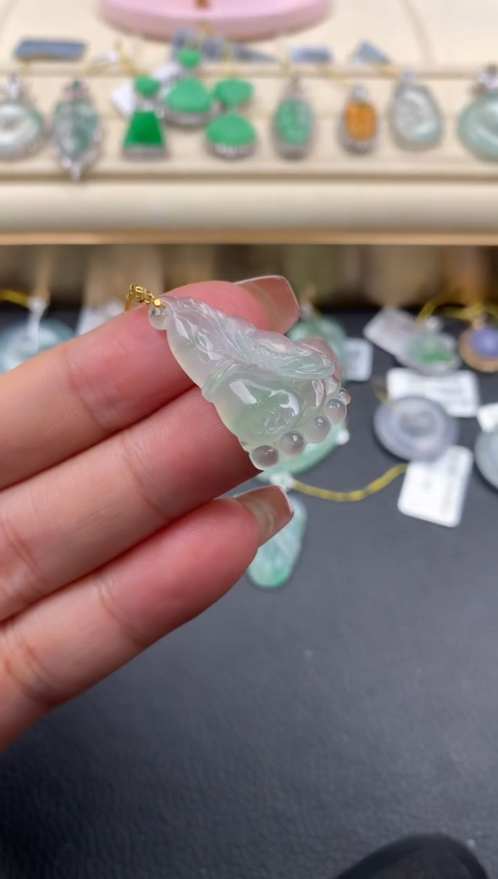 【闪购商品】翡翠颈饰18K金镶嵌D587