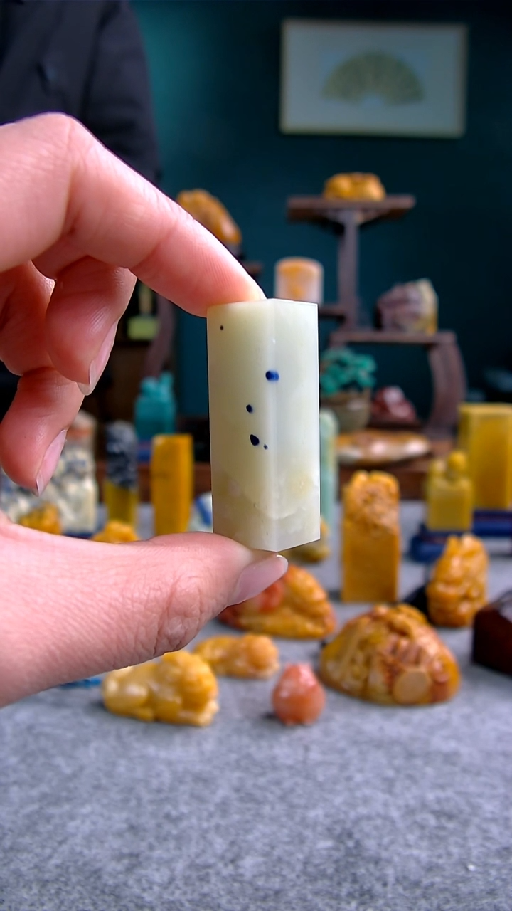 【闪购商品】青田石竹叶青蓝星微微瑕疵