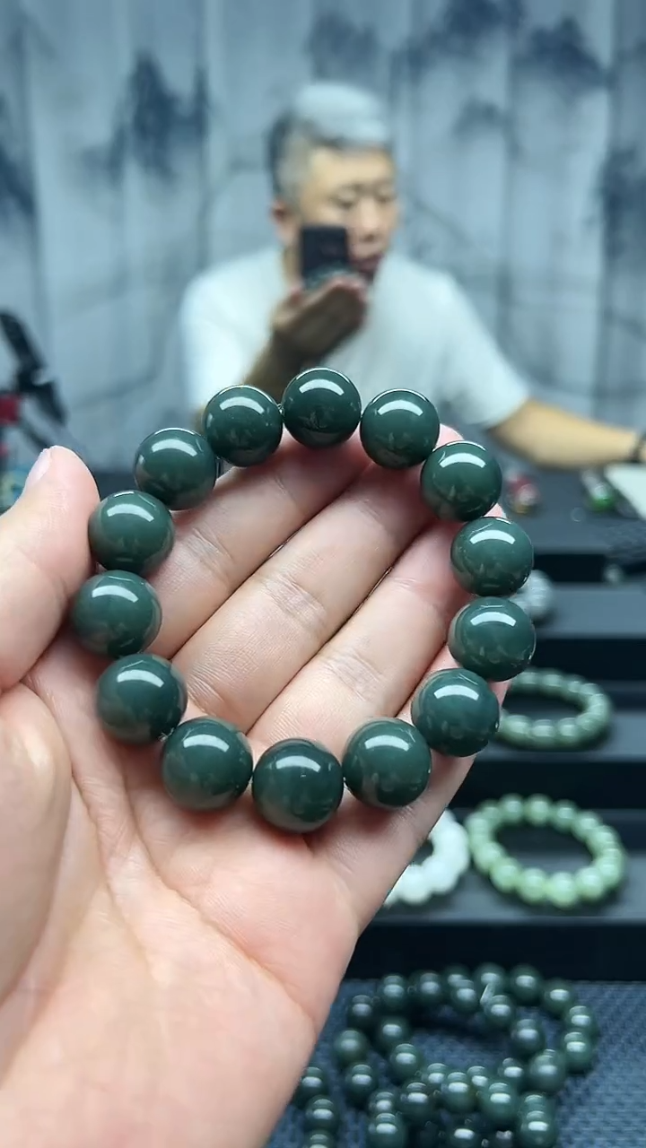 手串未镶嵌和田玉卡16切末孔雀蓝纯天然