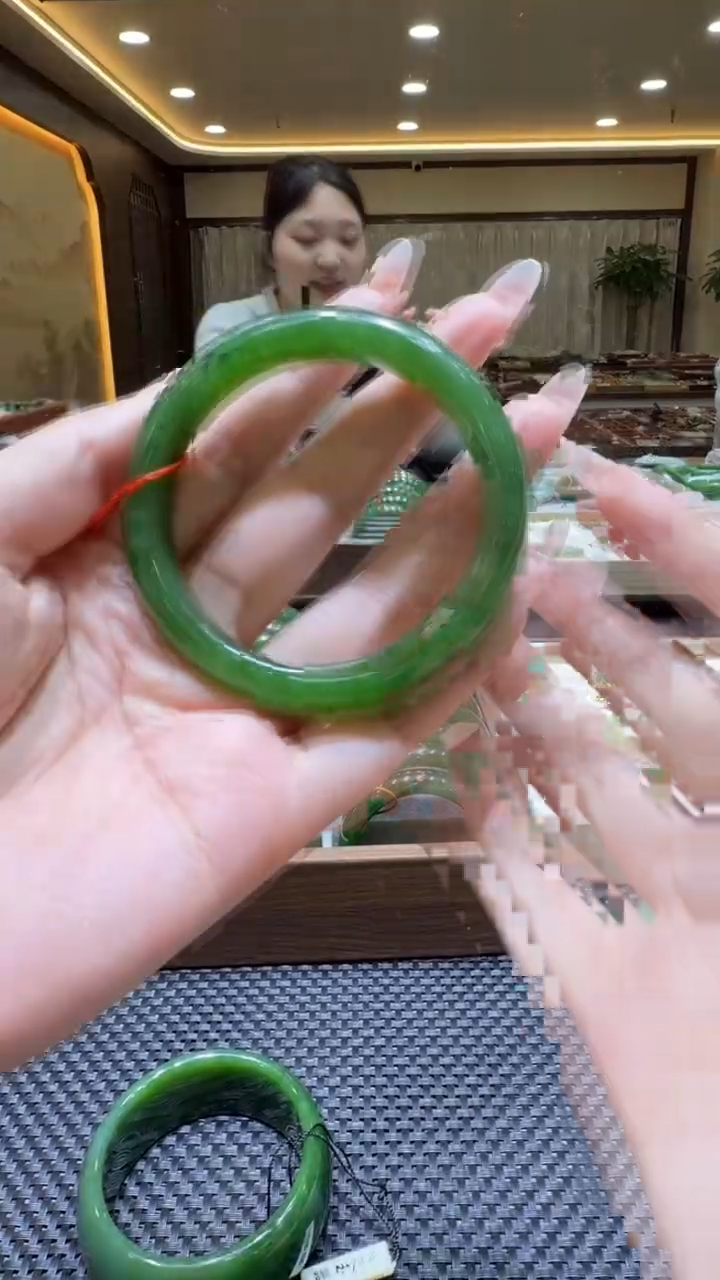 颈饰未镶嵌和田玉手镯55