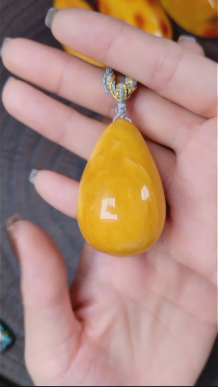 蜜蜡颈饰未镶嵌水滴