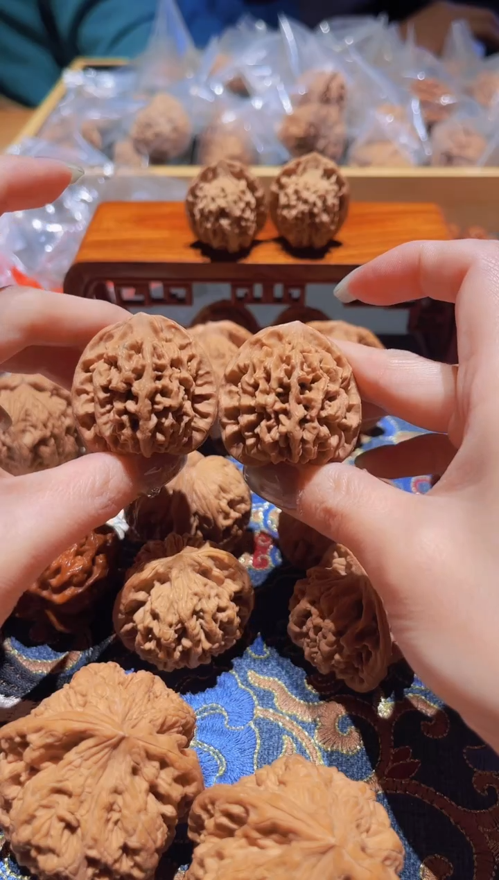 把件文玩核桃042秦闷37