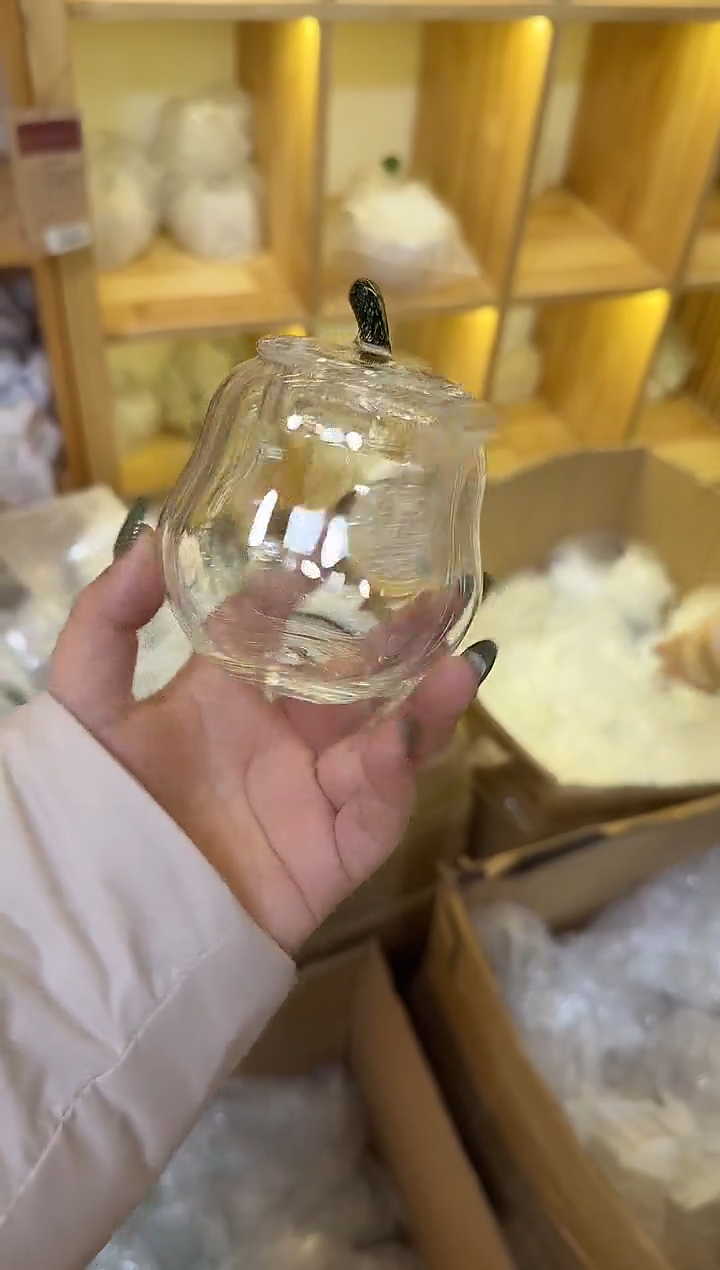 白色予乐壶黑金盖子 