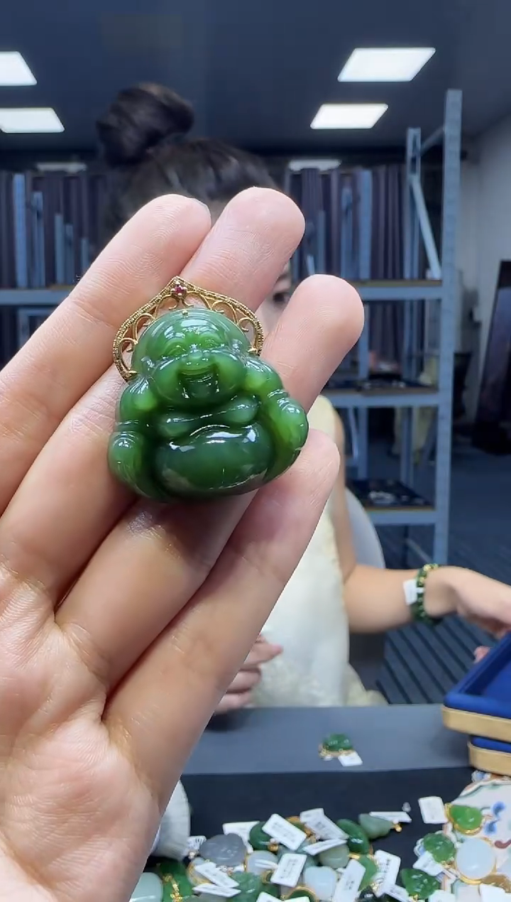 和田玉18K金镶嵌挂件1