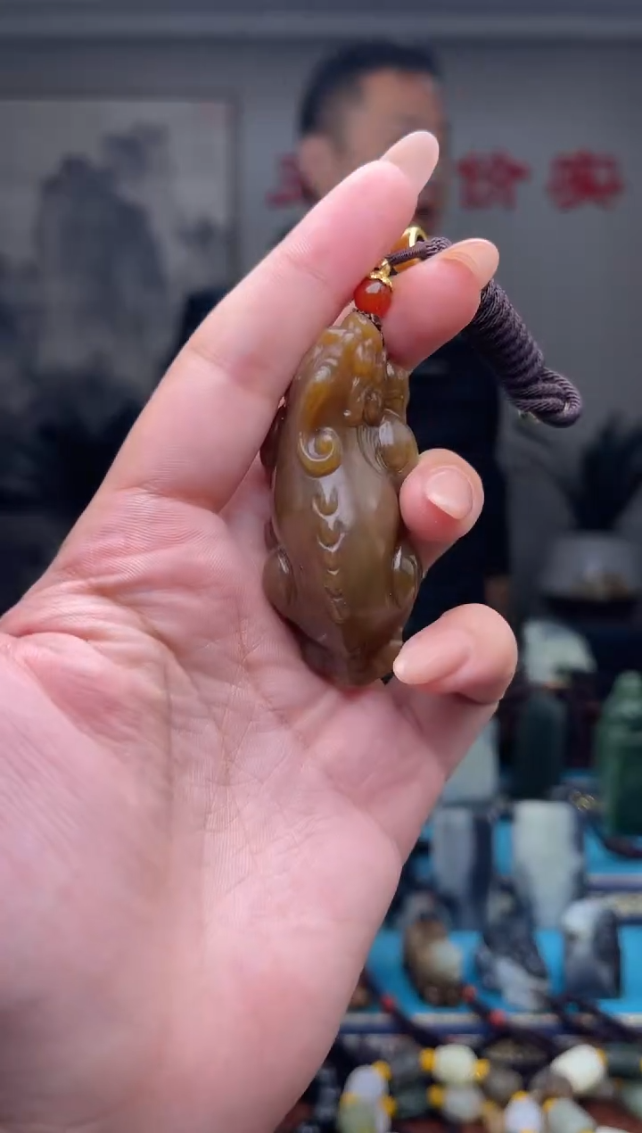 未镶嵌和田玉挂件1