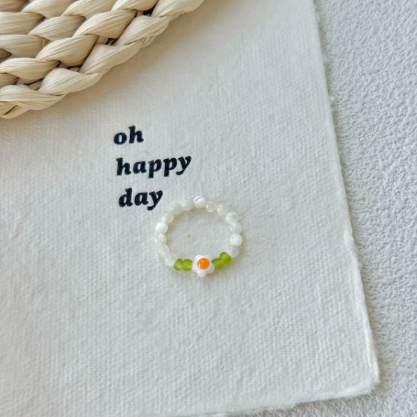 【胡萝卜的罗】（春野小花札）简约百搭鸡蛋花串珠戒指女生礼物情人节