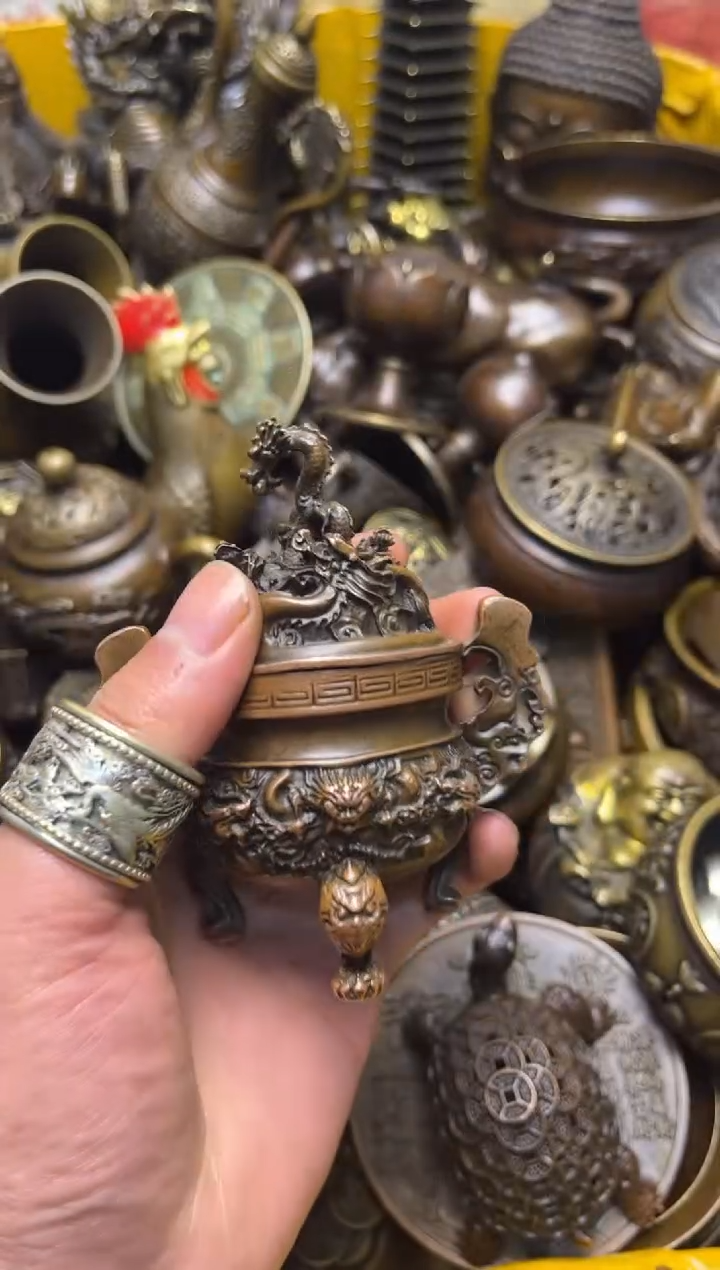 精美铜器，点击下单
