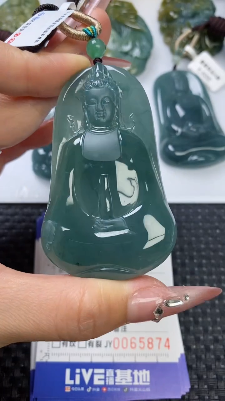 【闪购商品】翡翠颈饰未镶嵌11111111111111111