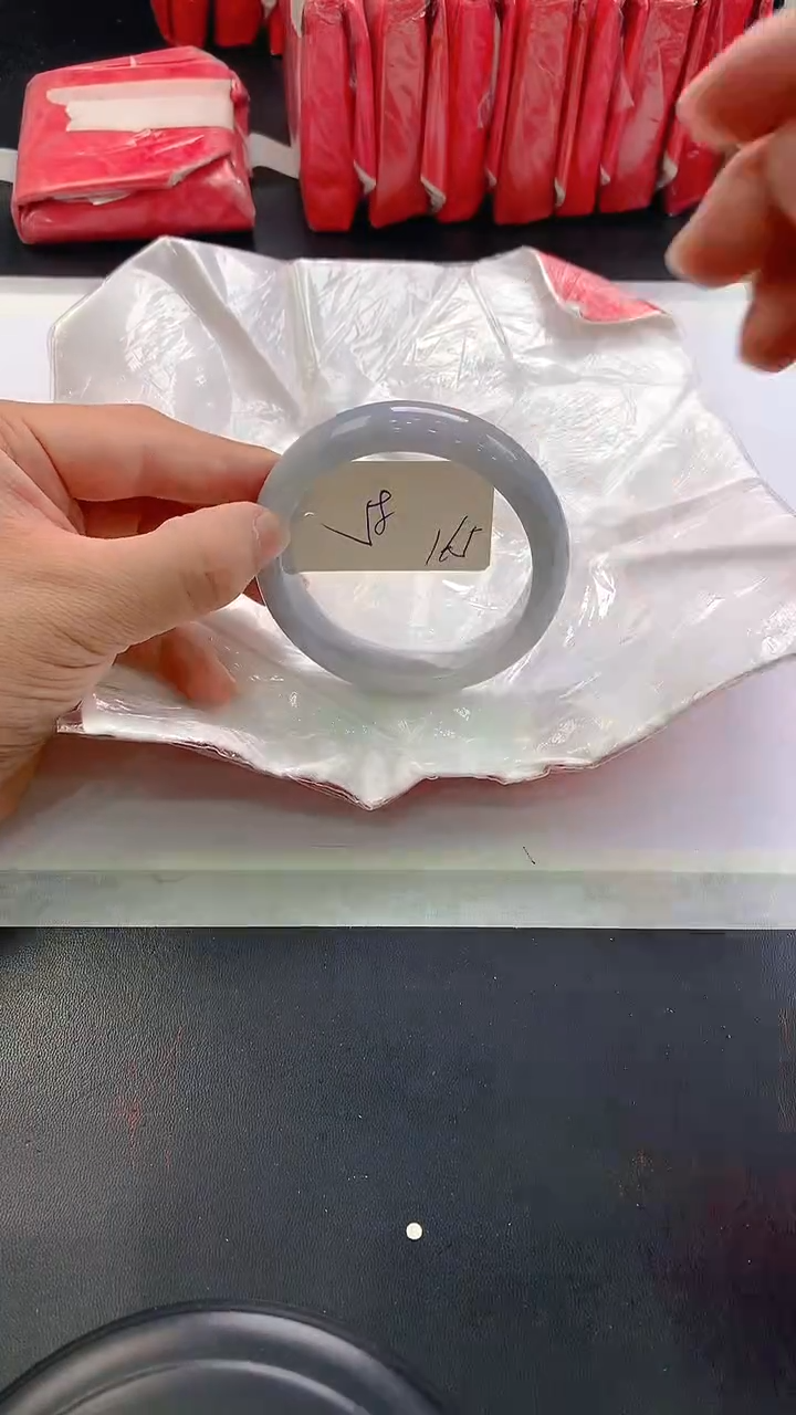 未镶嵌手镯翡翠165