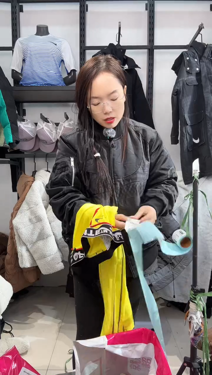 2609闪购编码 Nike/Joedan运动卫衣裤以直播间过款为准 尺码·