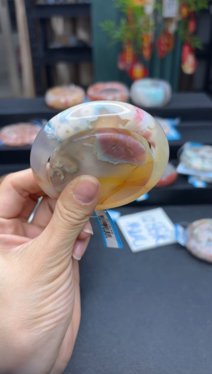 【闪购商品】石英质玉手镯未镶嵌288（58圈赠送镯心）