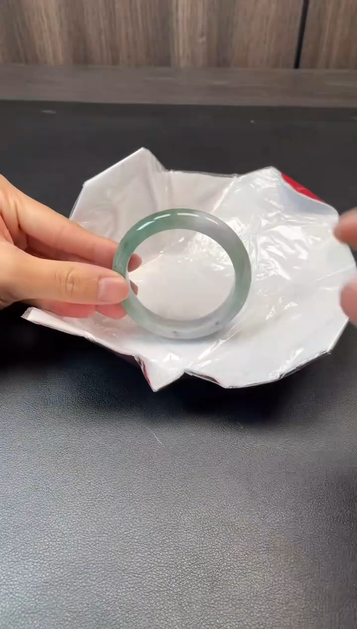 未镶嵌手镯翡翠999