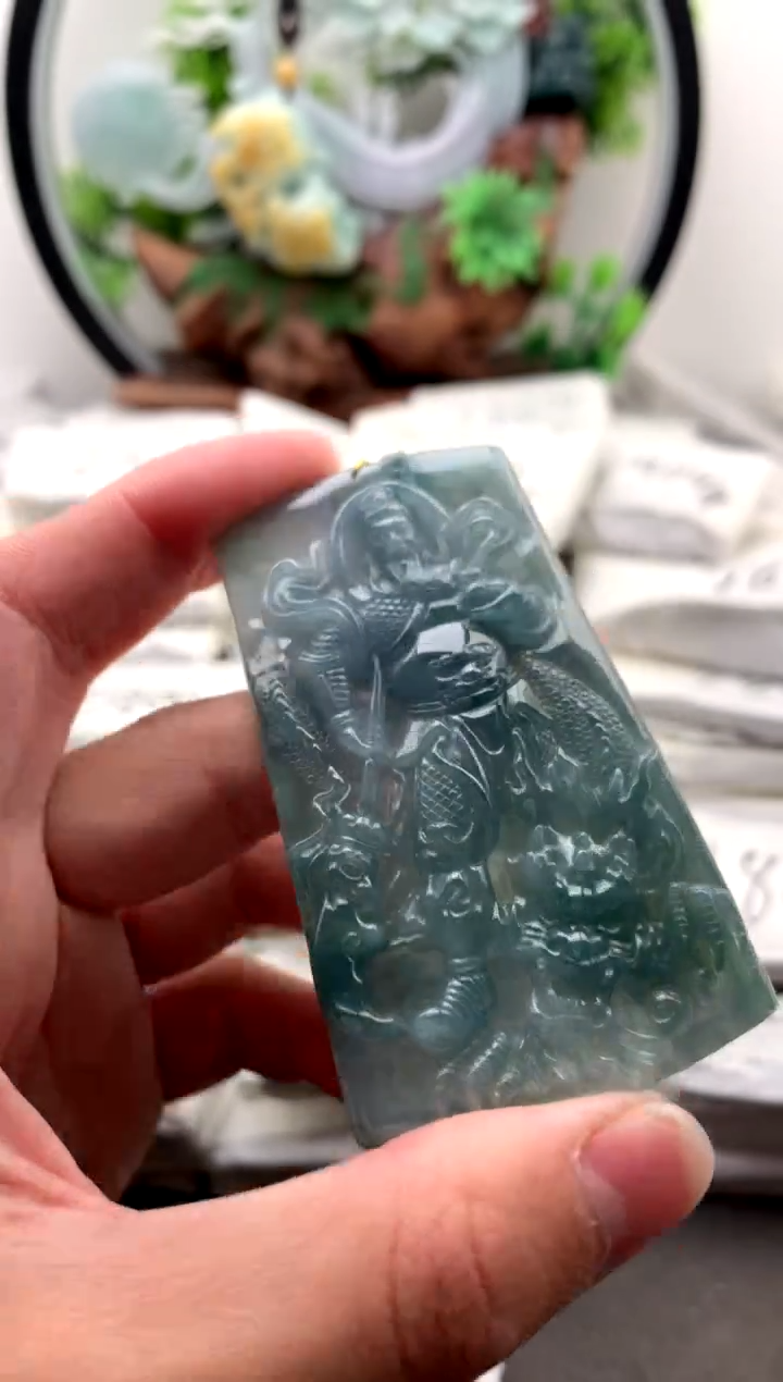 【闪购商品】翡翠颈饰未镶嵌关公