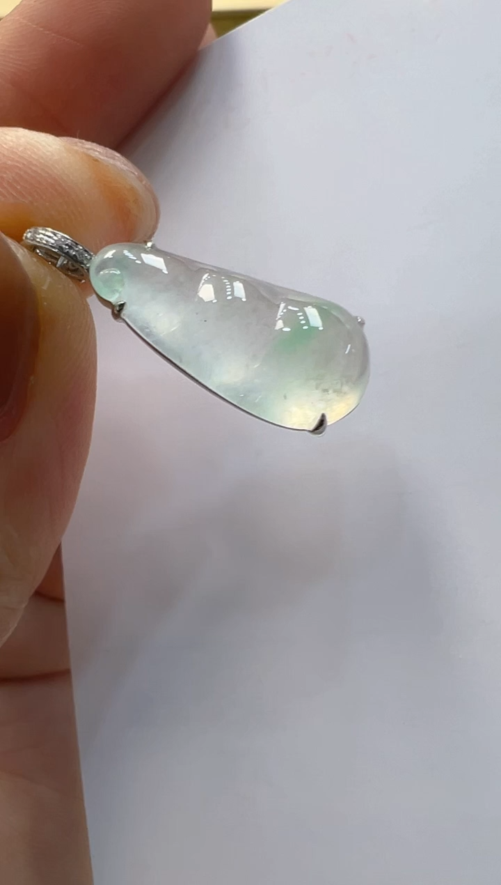 【闪购商品】翡翠18K金镶嵌吊坠(不含链)不含链多样性团购发一件