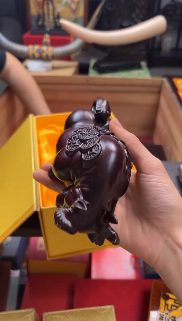 【闪购商品】木————————————牛摆件