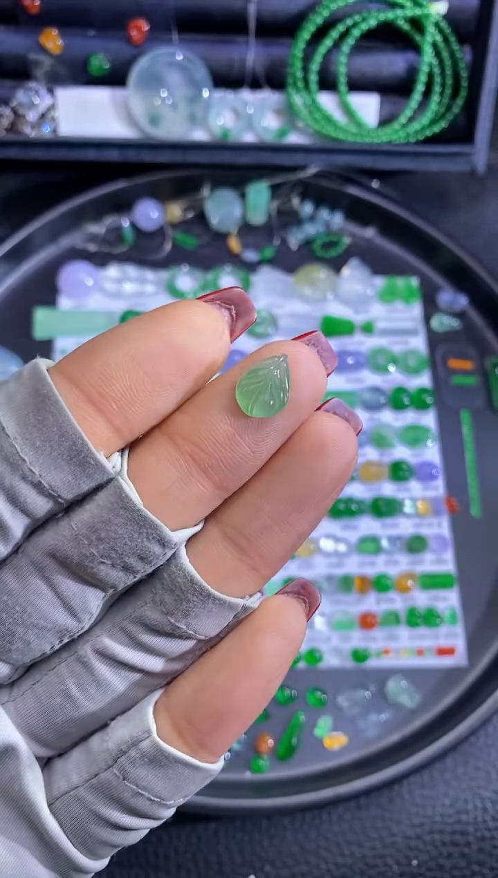 未镶嵌挂件翡翠叶子