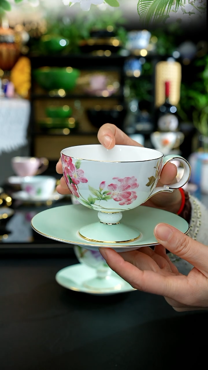 海棠花杯碟----------