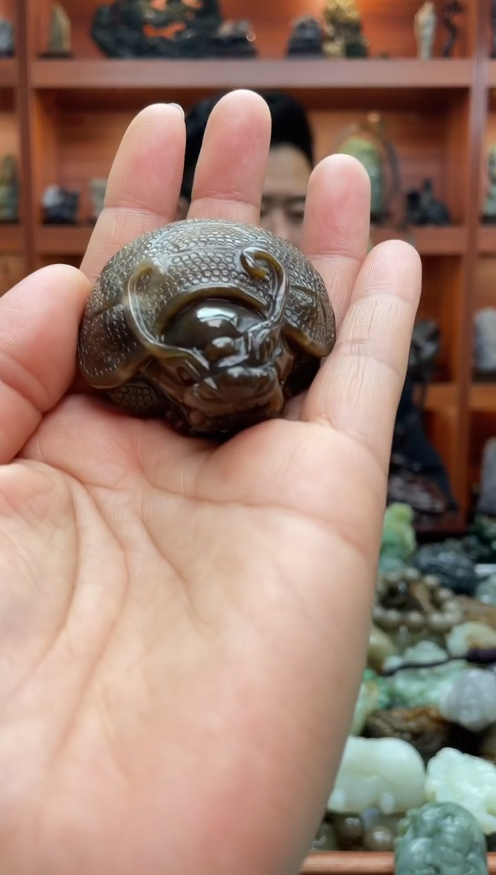 未镶嵌和田玉把件1