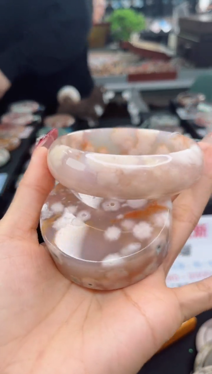 【闪购商品】石英质玉手镯未镶嵌64圈口（赠品镯心）3764452