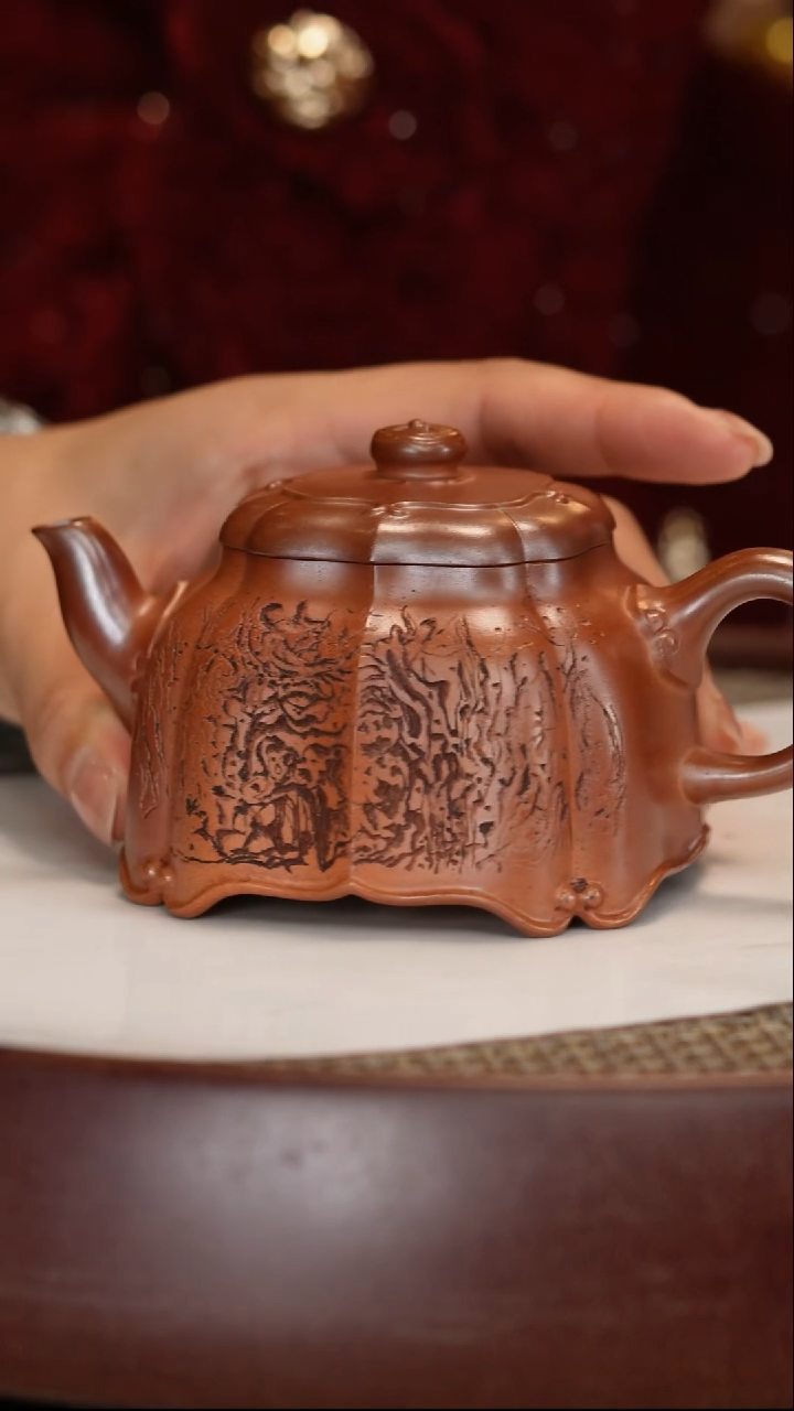 【闪购商品】紫砂茶壶【李玮】胭脂红柴烧松魂 190CC