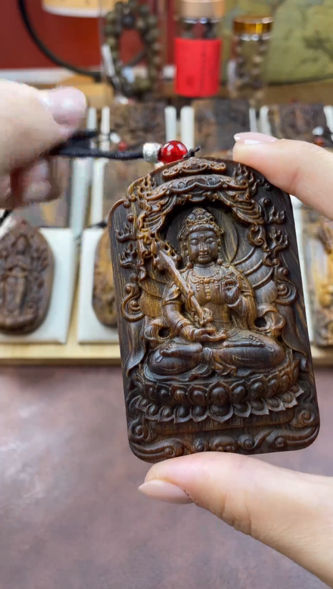 木木雕款芽庄 十二生肖守护 虚空藏菩萨 8cm 送养香瓶