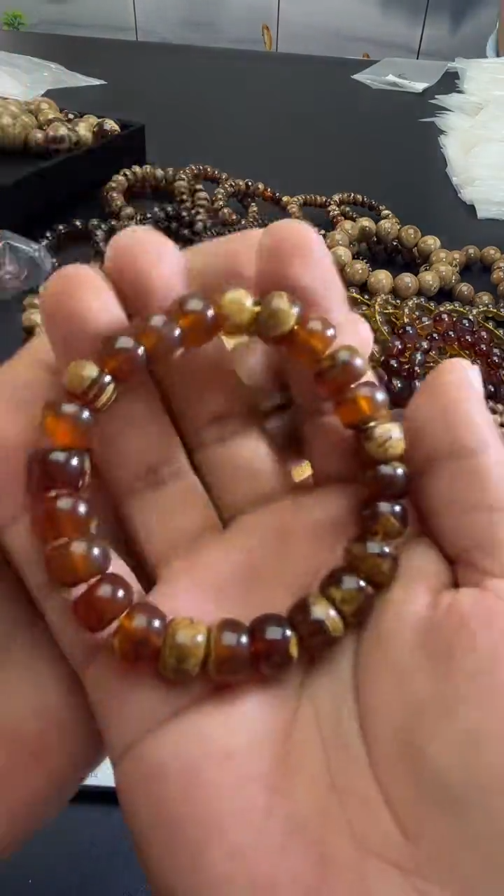 裸石琥珀未镶嵌6