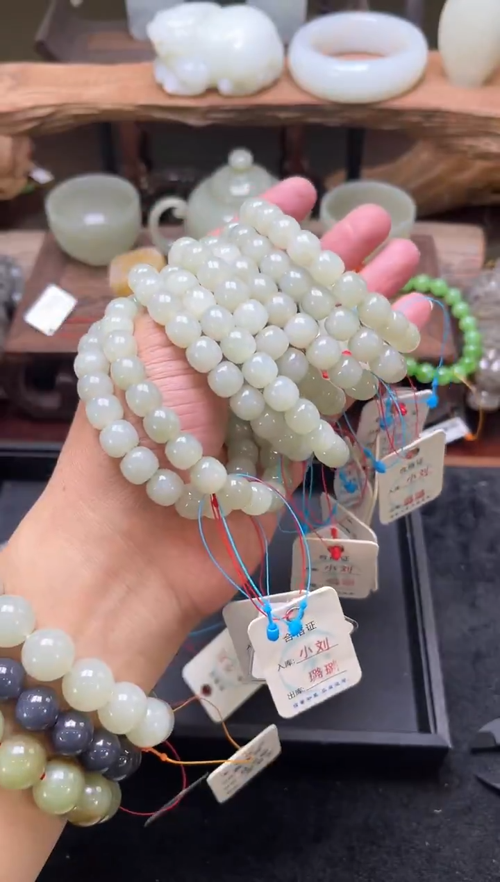 【闪购商品】和田玉手串未镶嵌卡10且末青白 老型 多样性发一