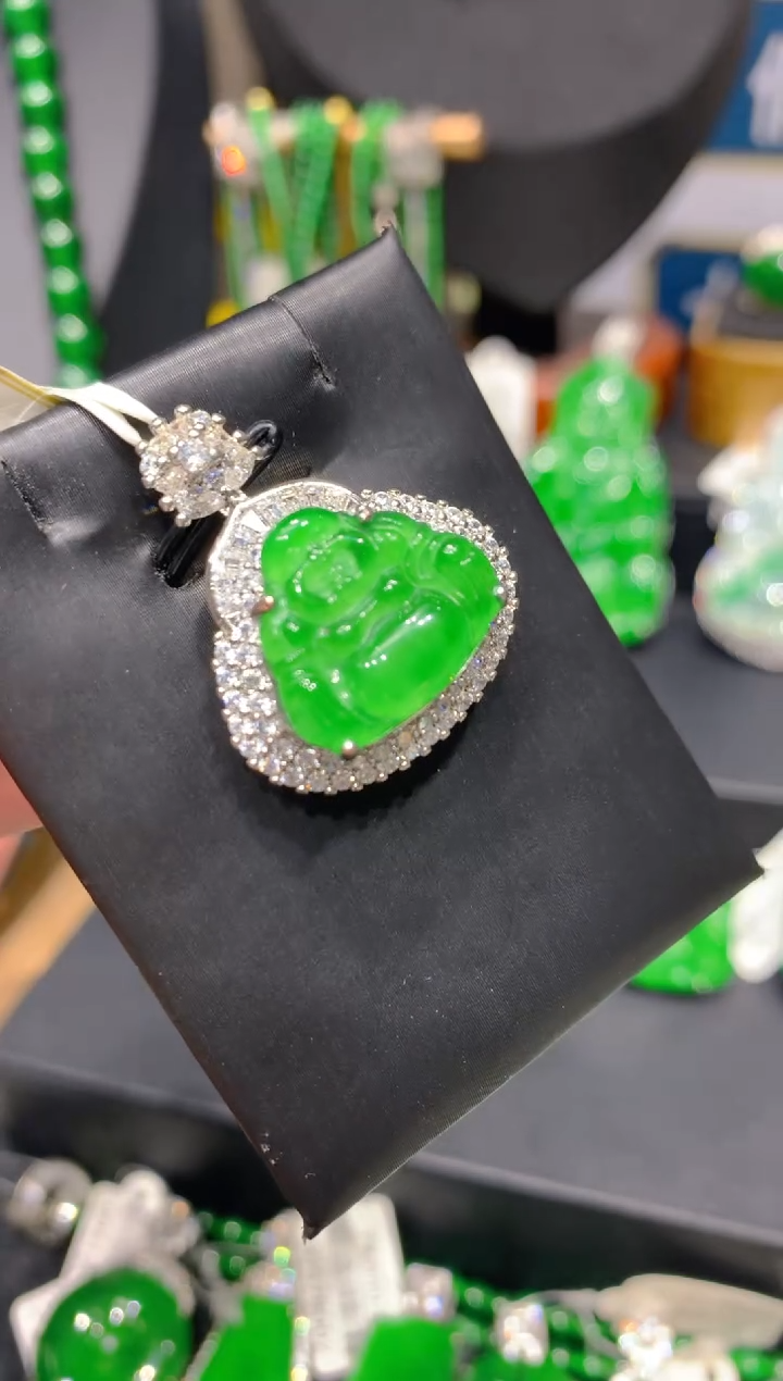 颈饰未镶嵌翡翠2一季