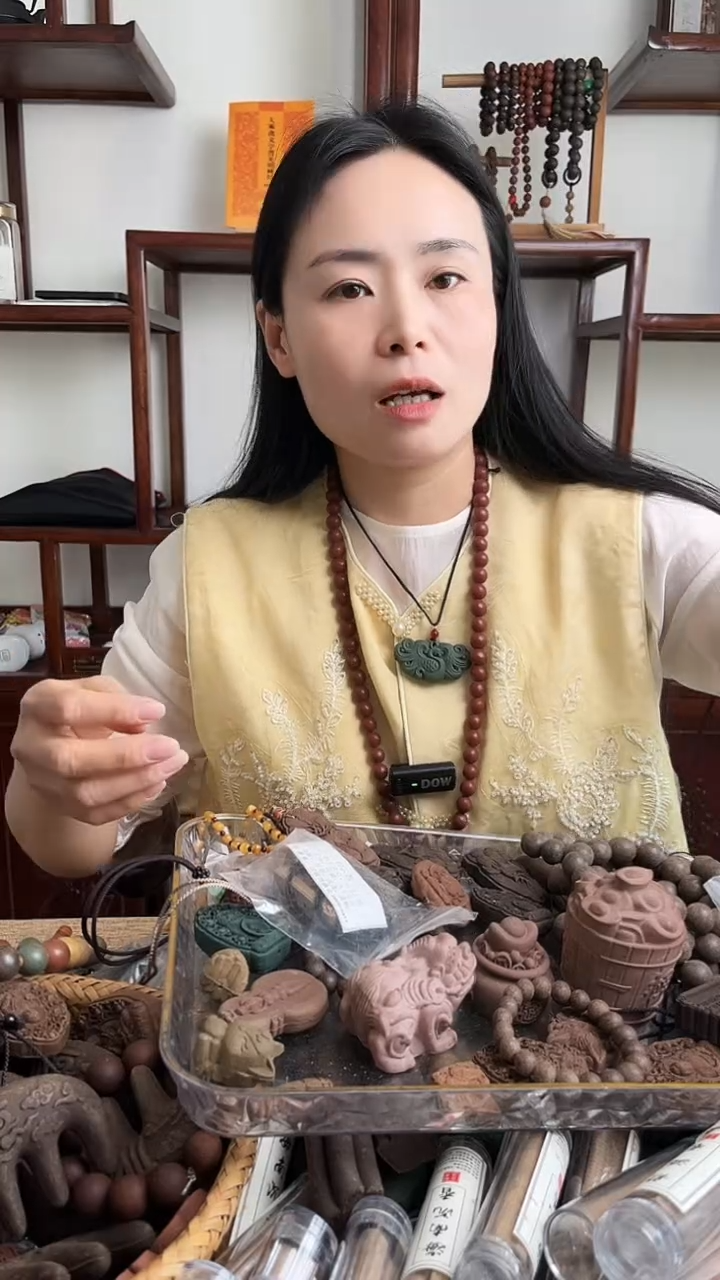 泥塑紫气东来莲花+扎基拉姆