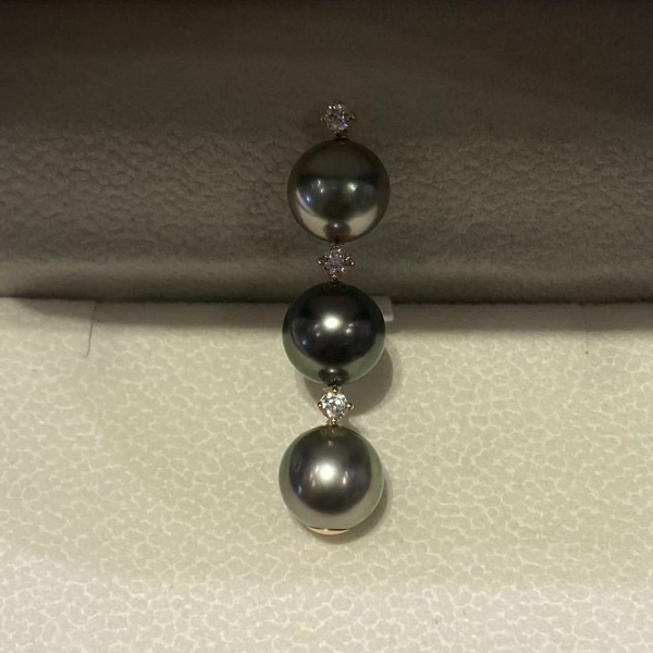 阮仕珍珠官方【三兄弟】海水大溪地珍珠吊坠9-10mmG18k