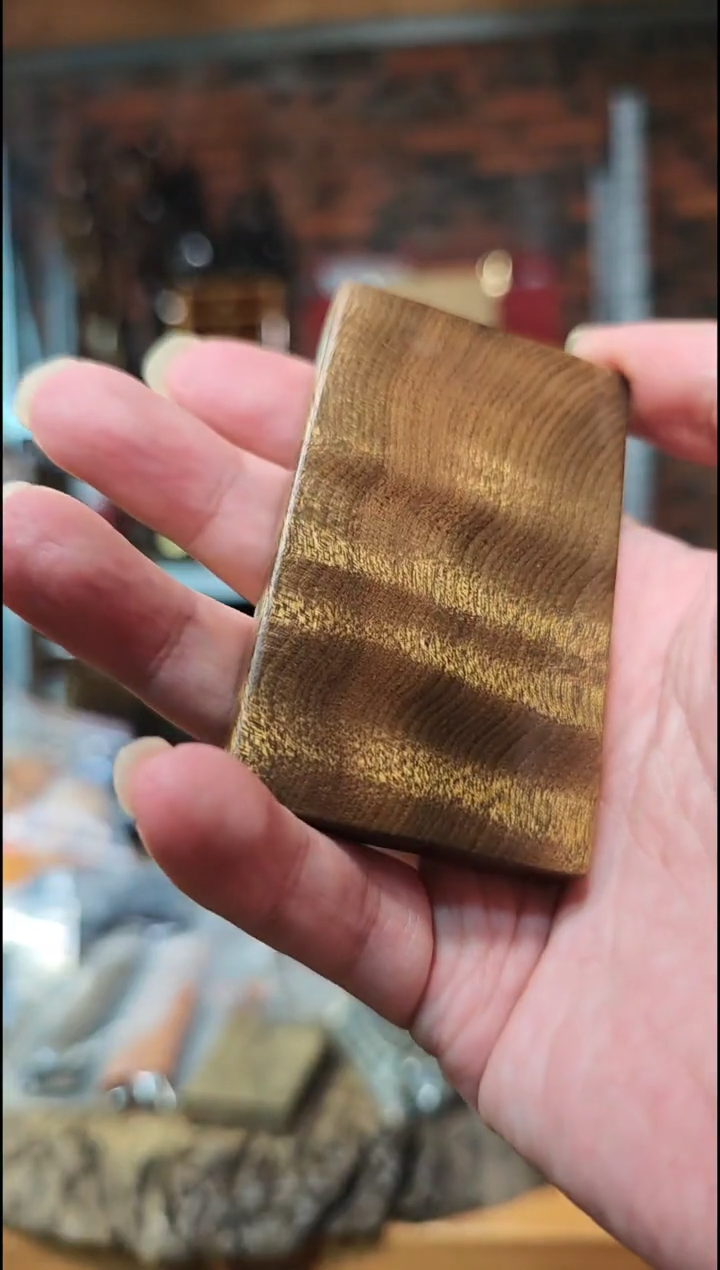 金丝楠无事牌手把件