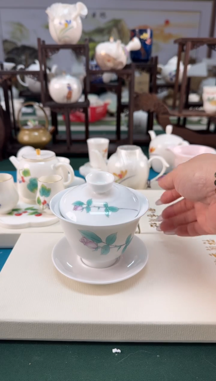 【闪购商品】瓷器 ······......