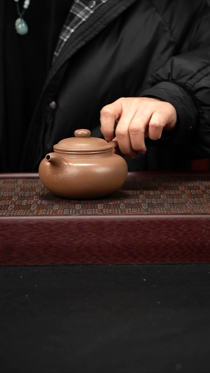 茶壶紫砂lzx沉香段仿古240cc