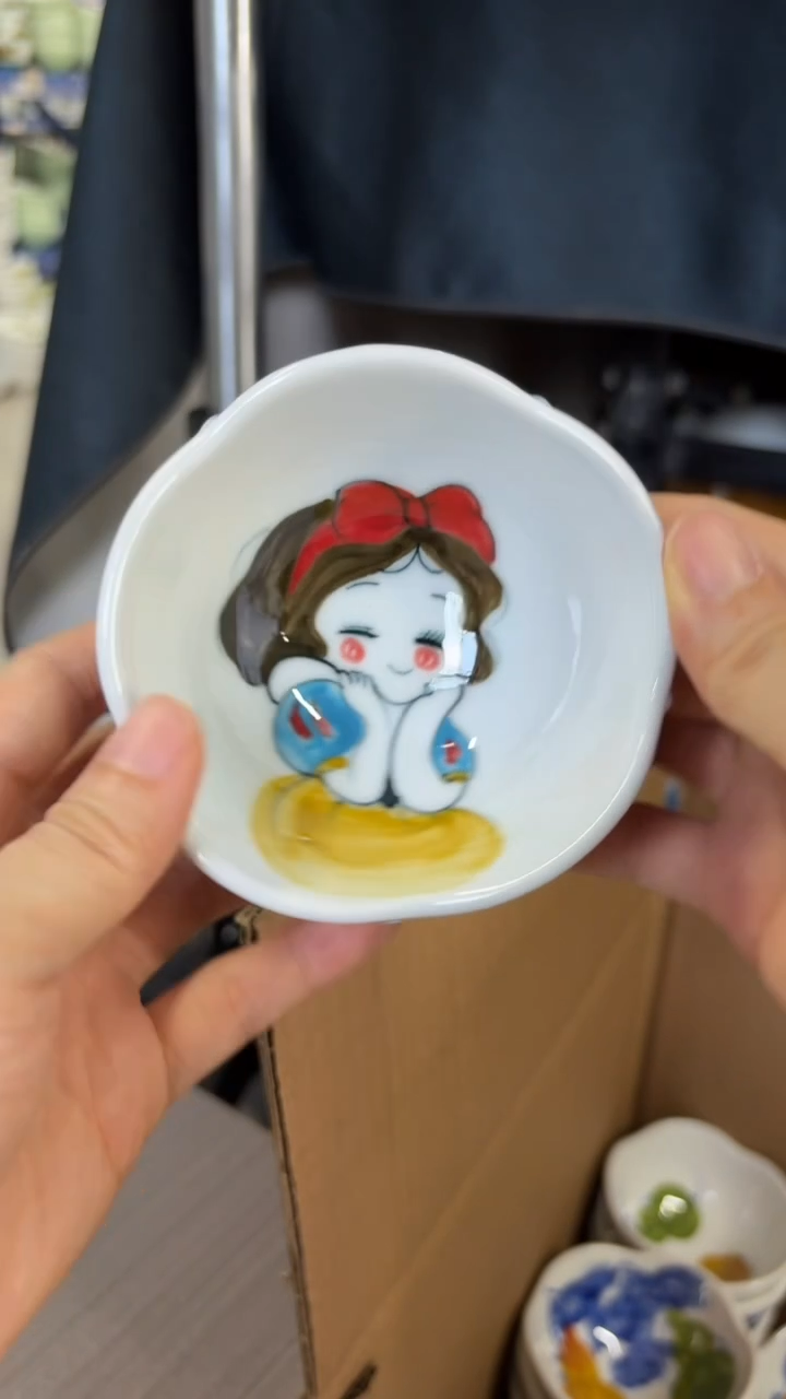 瓷片景德镇高温釉中彩-三足蘸料碟3